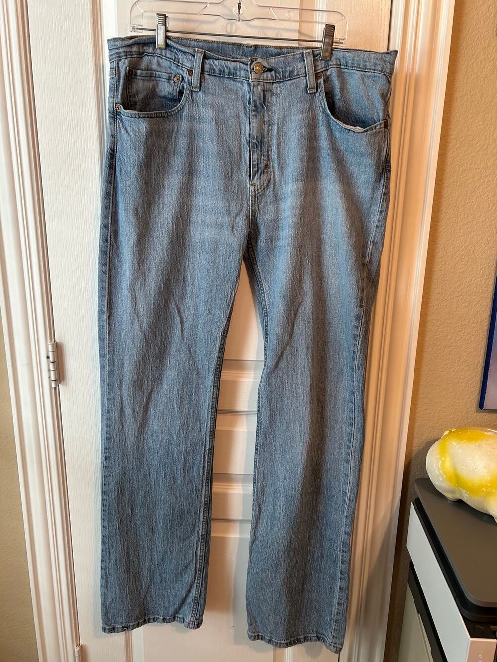 Levi's 527 Light Washed Jeans